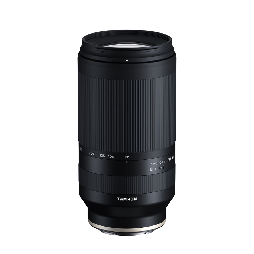 Объектив Tamron 70-300mm f/4.5-6.3 Di III RXD E-mount 